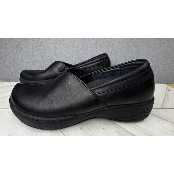Dansko Clogs Women's 39 US 8- 8.5 Black Leather Professional Slip On Shoes RN - Picture 1 of 10